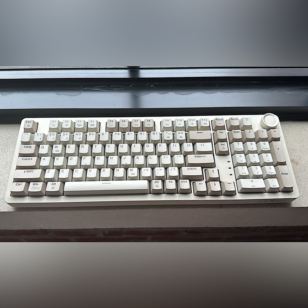 *Sold Out* 2023 YUNZII x JAMESDONKEY RS2 Wireless Gasket Mechanical Keyboard